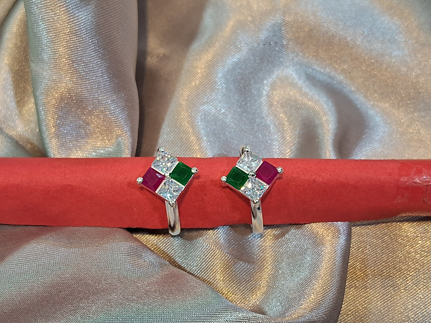 Kite Silver toering with Multicolor AD Gemstone