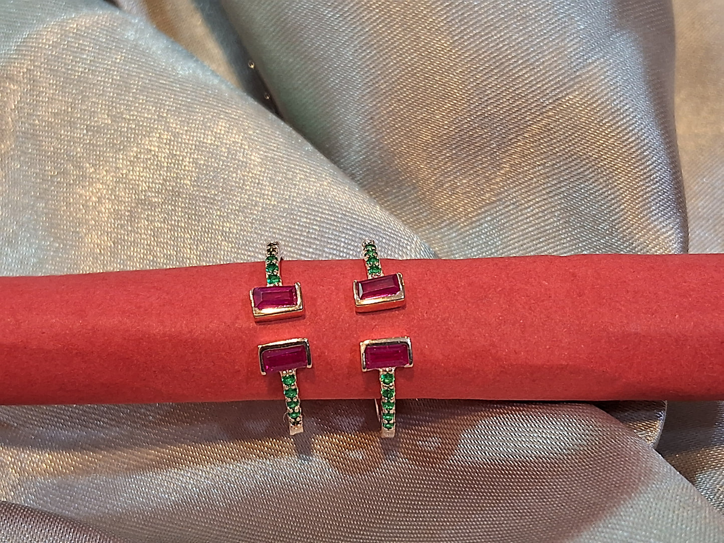 Rosegold Sterling Silver Toering with Green gemstones