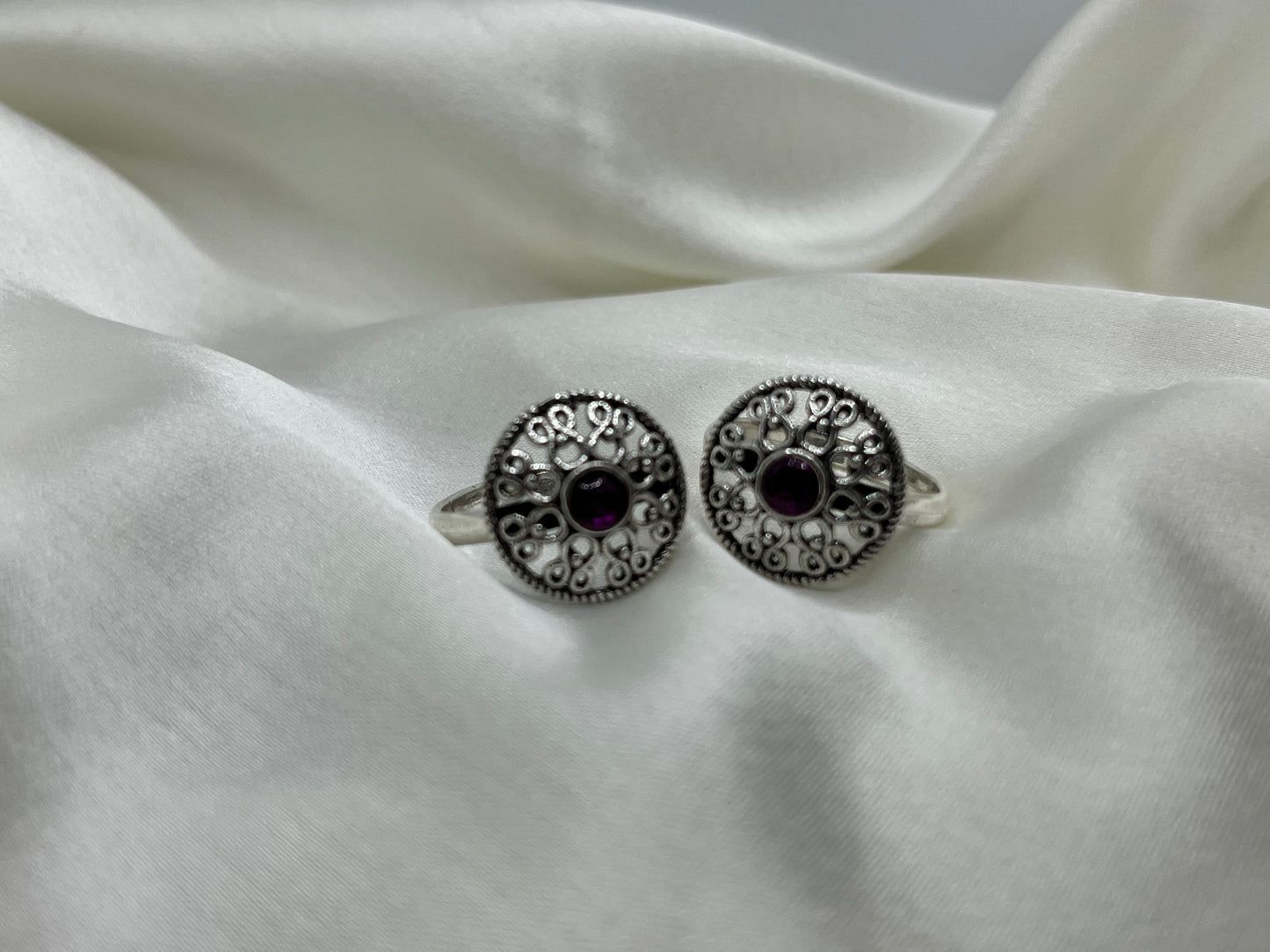Cutstone Silver Toering