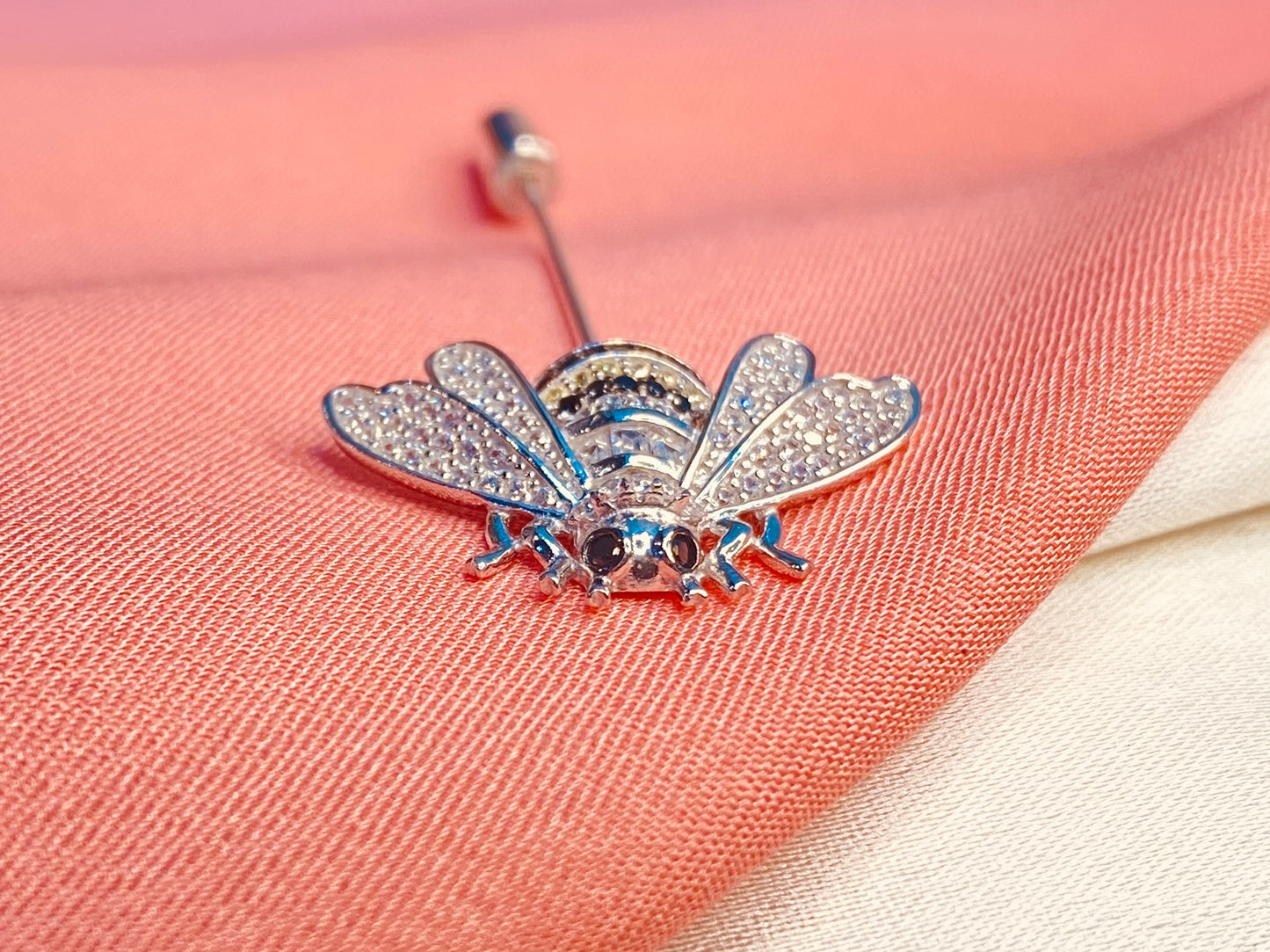 Honeybee Brooch