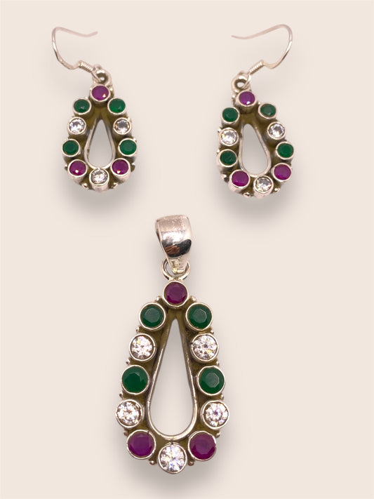 Pendant Set