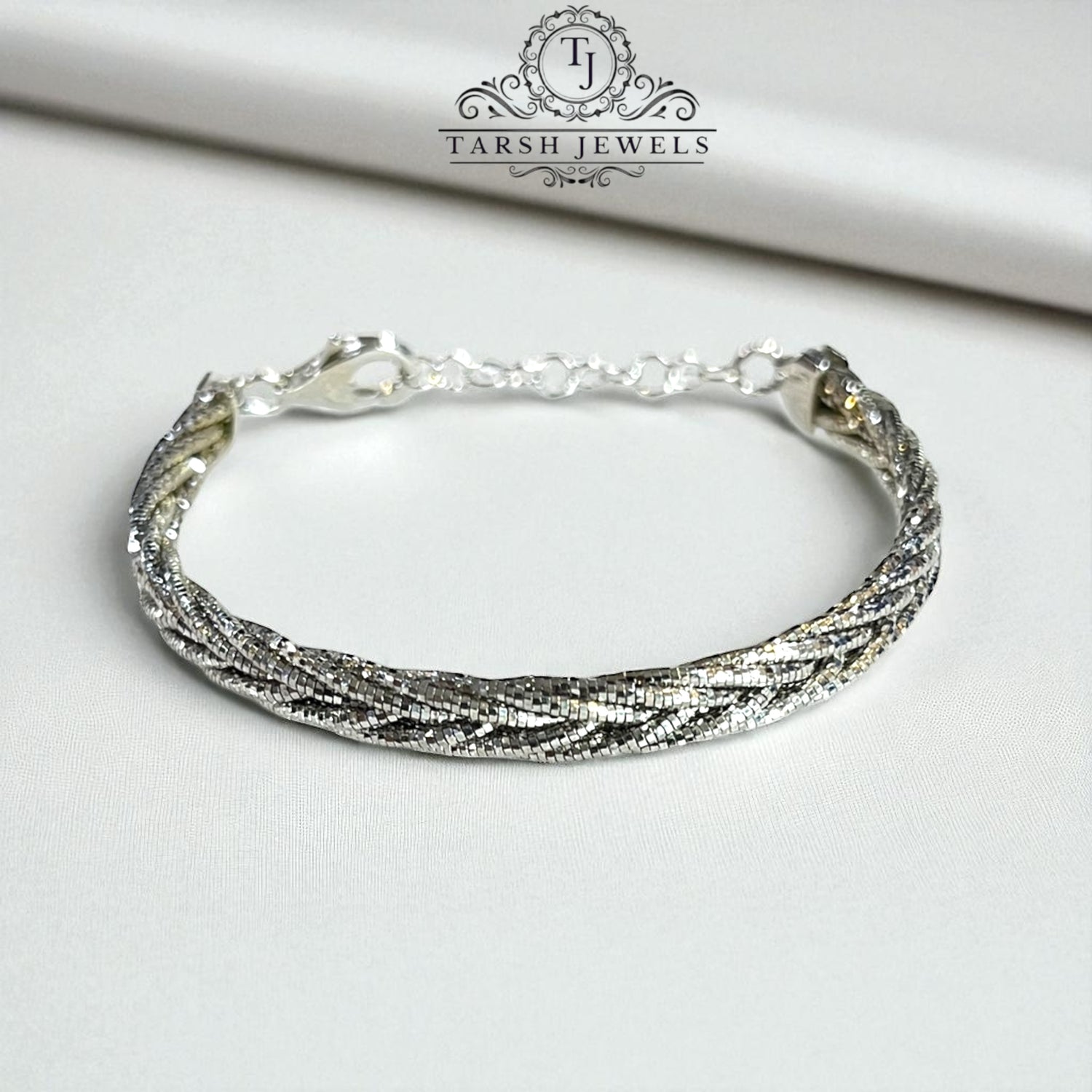 Kada & Bracelets