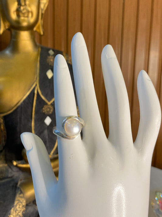 Silver Pearl Ring