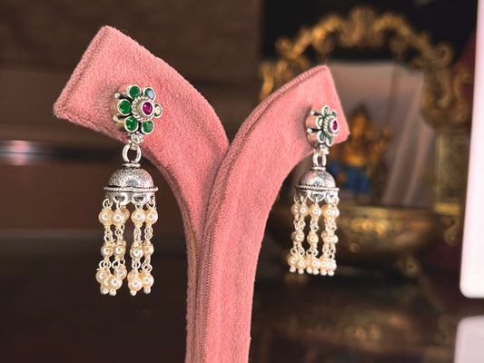 Cutstone earring