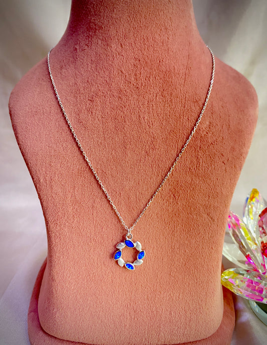 Blue Garland Silver Necklace with Pendant and Chain