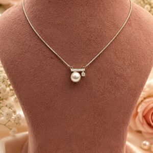 Silver pearl necklace